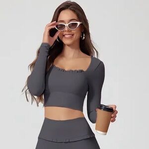 Women's Athletic Ruffled Crop Top - Gray